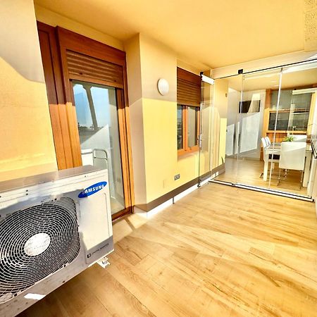 Gorgeous Apartment At The Sea In La Carihuela! Torremolinos Exteriör bild