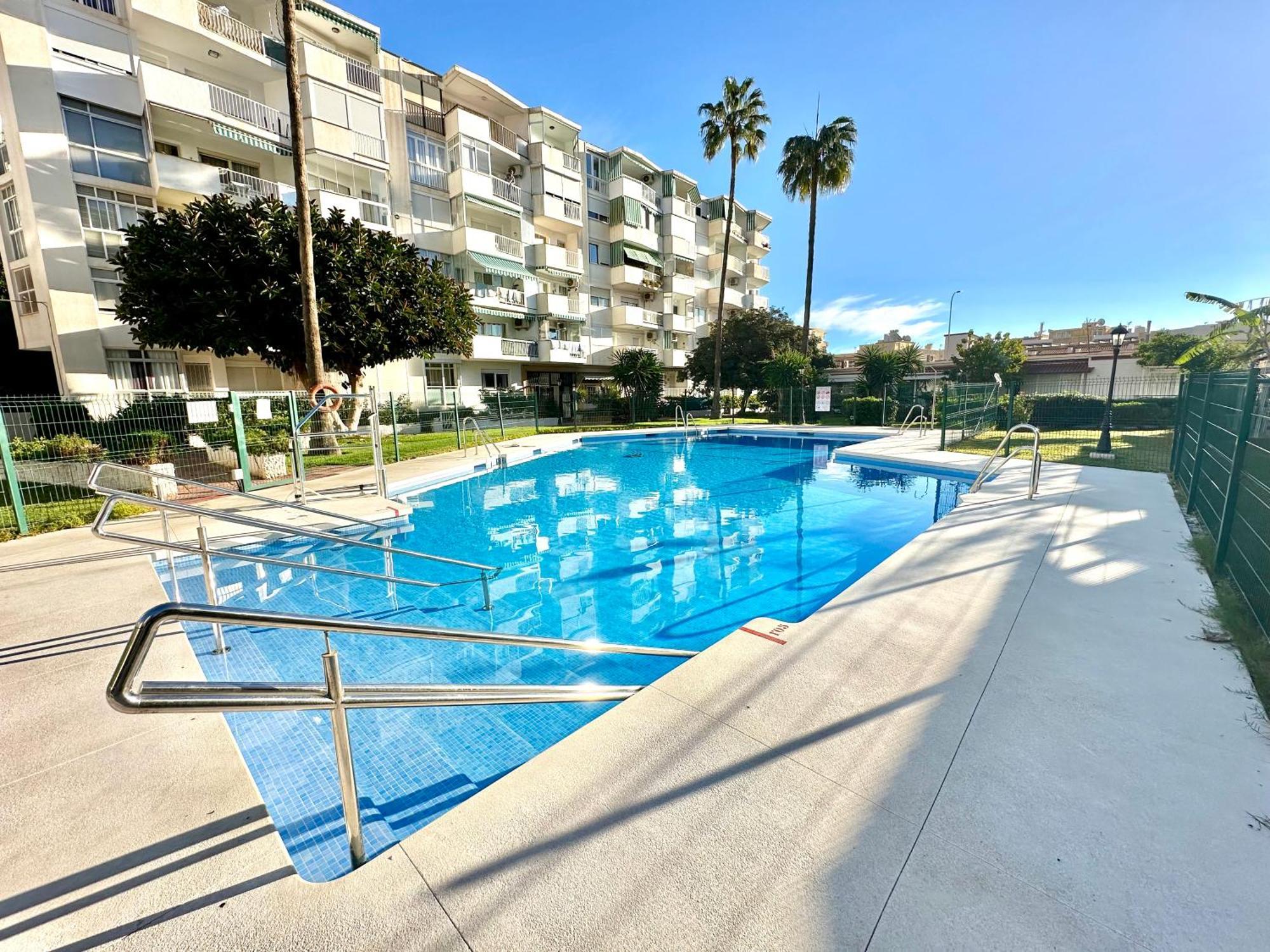 Gorgeous Apartment At The Sea In La Carihuela! Torremolinos Exteriör bild
