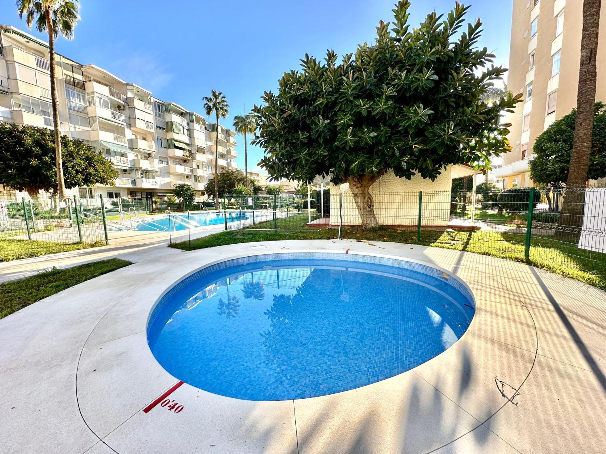 Gorgeous Apartment At The Sea In La Carihuela! Torremolinos Exteriör bild