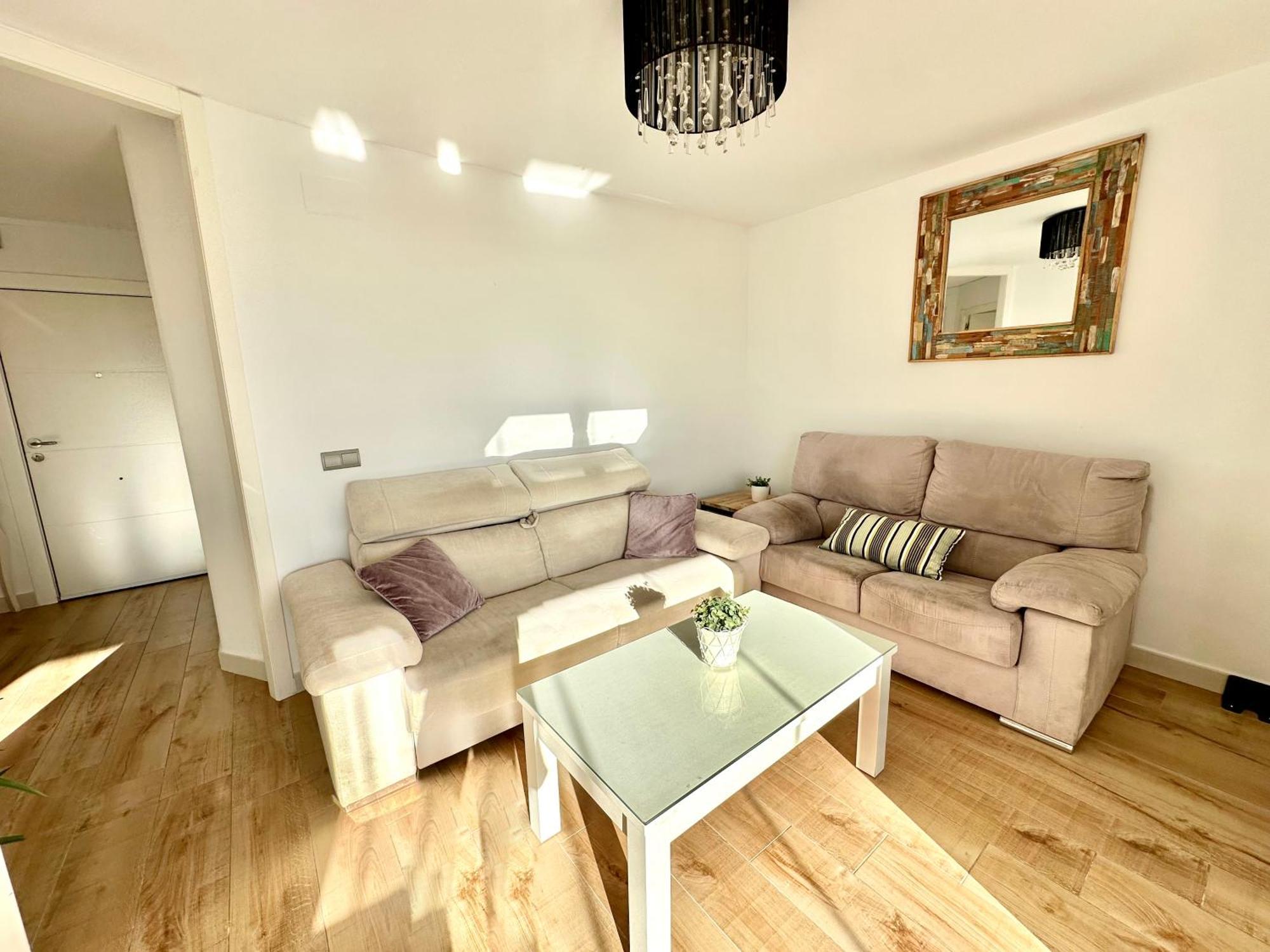 Gorgeous Apartment At The Sea In La Carihuela! Torremolinos Exteriör bild