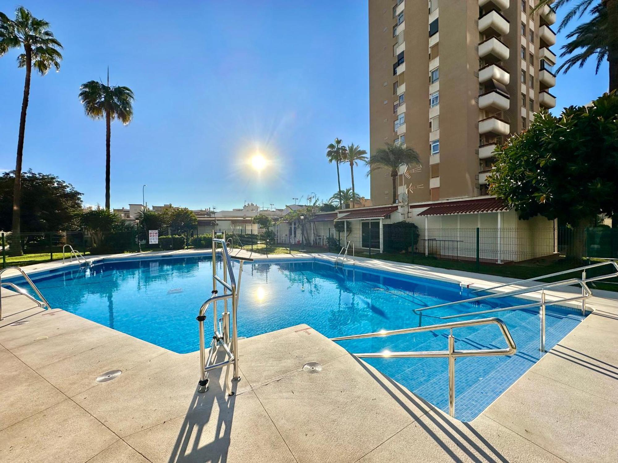 Gorgeous Apartment At The Sea In La Carihuela! Torremolinos Exteriör bild