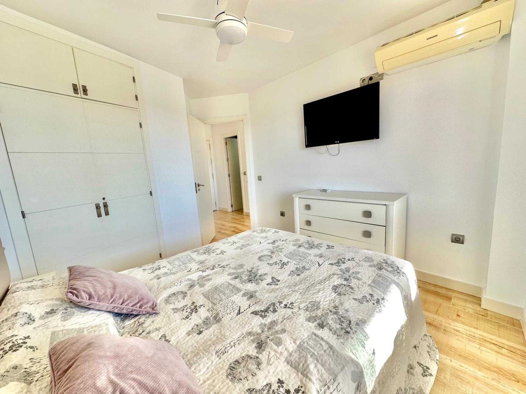 Gorgeous Apartment At The Sea In La Carihuela! Torremolinos Exteriör bild